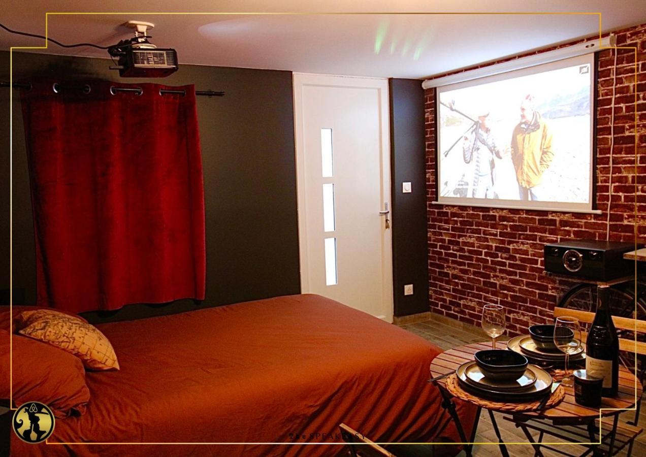 "The Speakeasy" Pub New Yorkais Centre Ville - Ideal Pro - Wifi Fibre - Retroprojecteur Cinema Saint-Etienne  Dış mekan fotoğraf